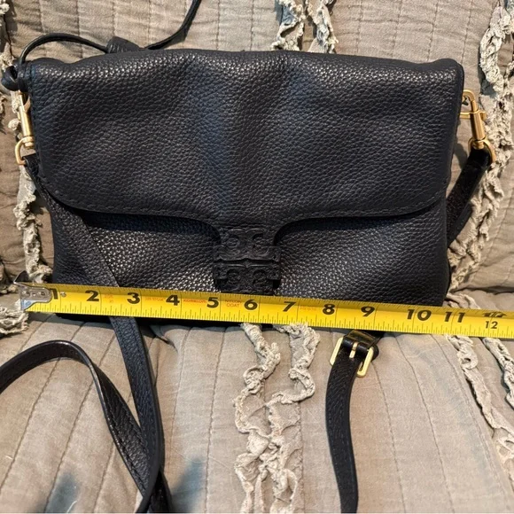 Tory Burch McGraw fold over crossbody bag - Picture 9 of 9